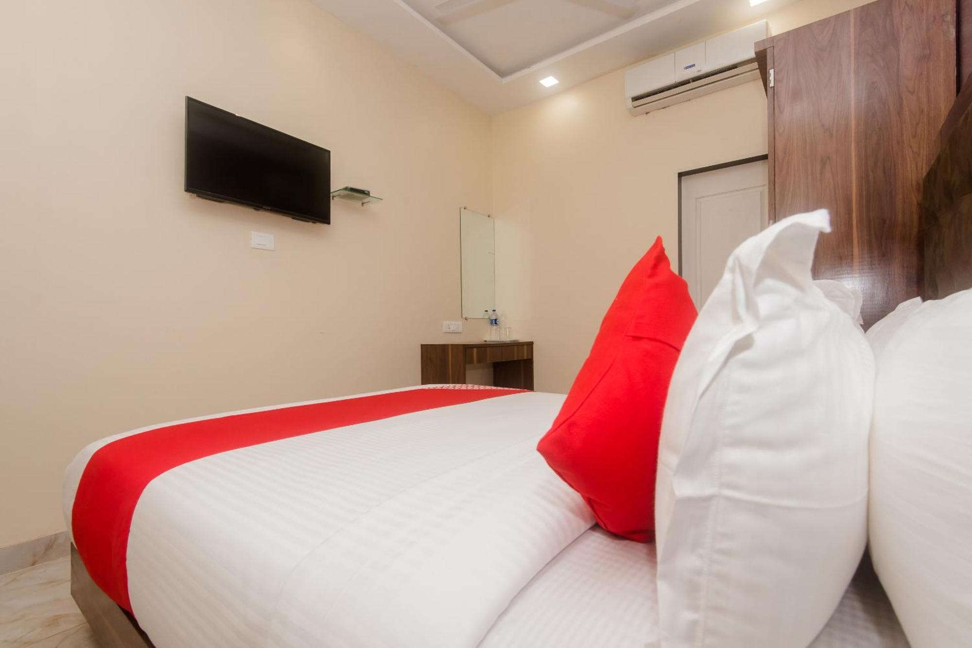 Hotel O Greenforest Near Airport Road Metro Station مومباي المظهر الخارجي الصورة