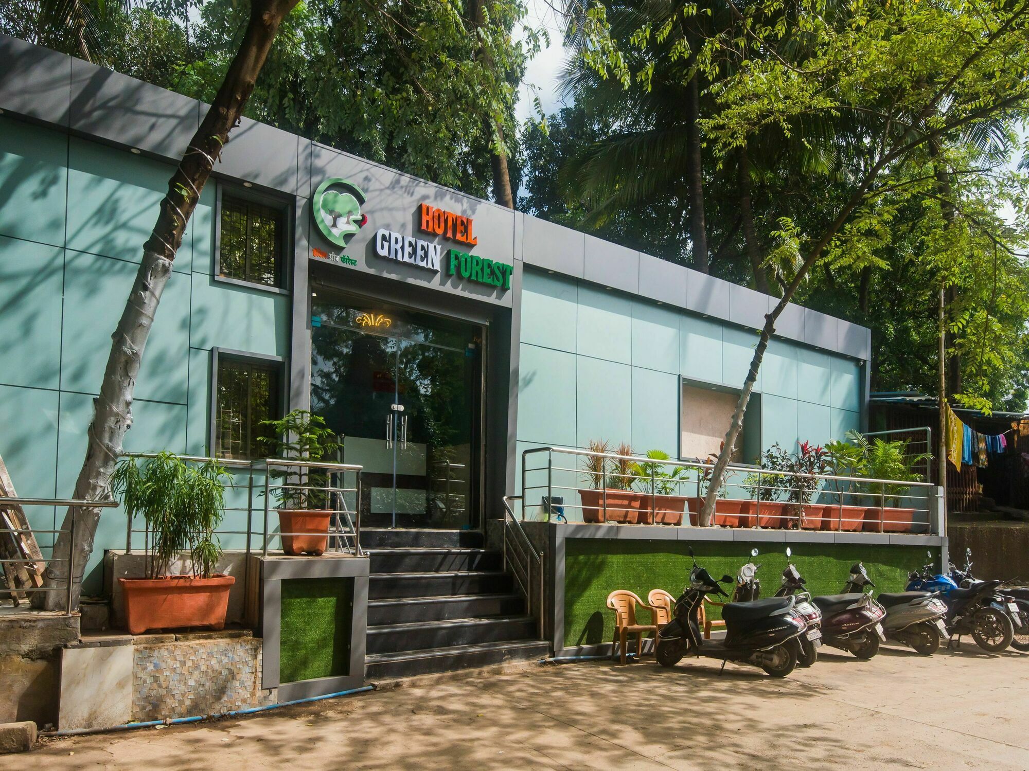 Hotel O Greenforest Near Airport Road Metro Station مومباي المظهر الخارجي الصورة